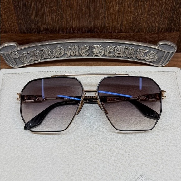 Chrome Hearts Ripping Sunglasses - Picture 2 of 8